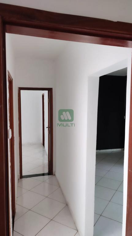 Casa à venda com 2 quartos, 106m² - Foto 14