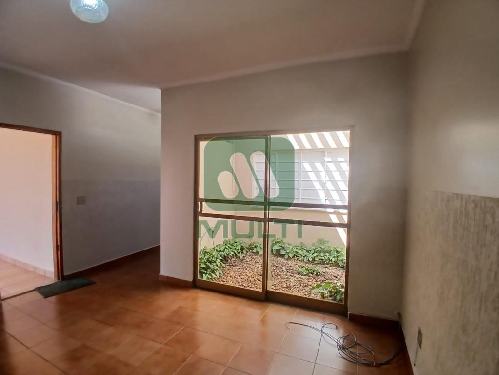 Casa à venda com 4 quartos, 219m² - Foto 10