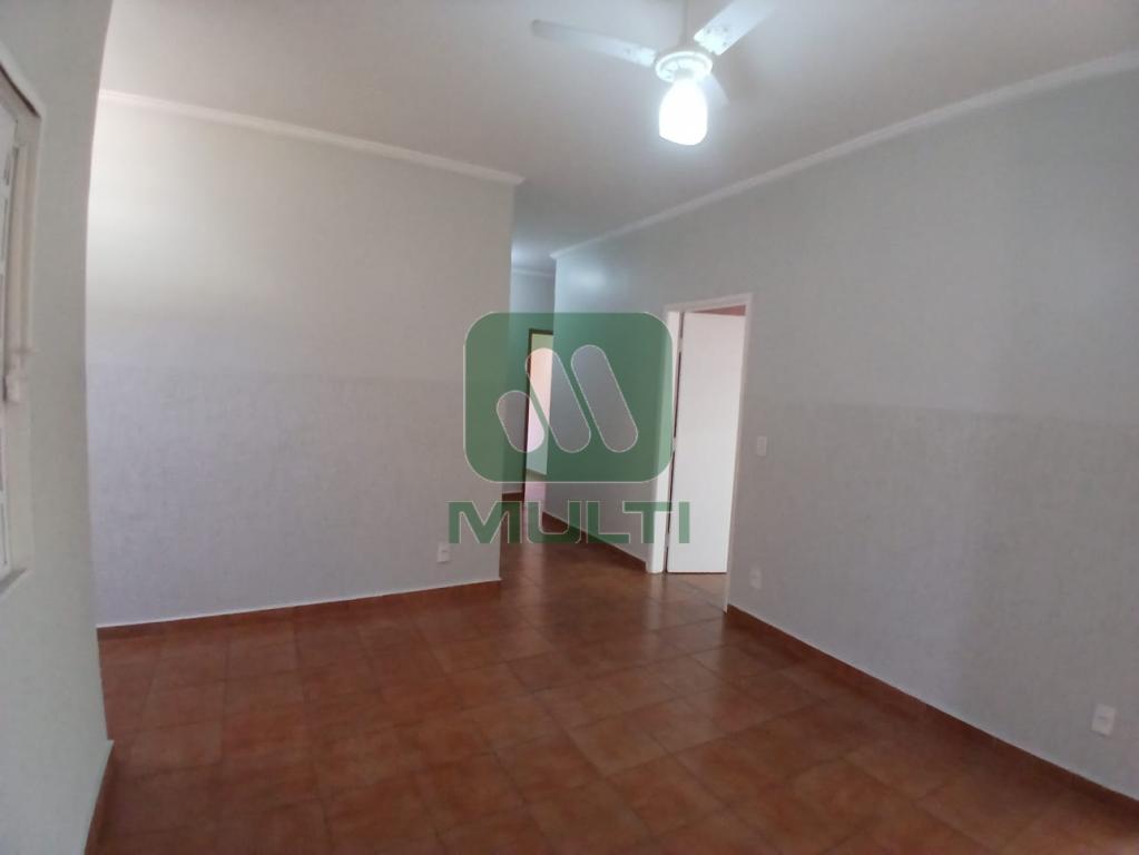 Casa à venda com 4 quartos, 219m² - Foto 13