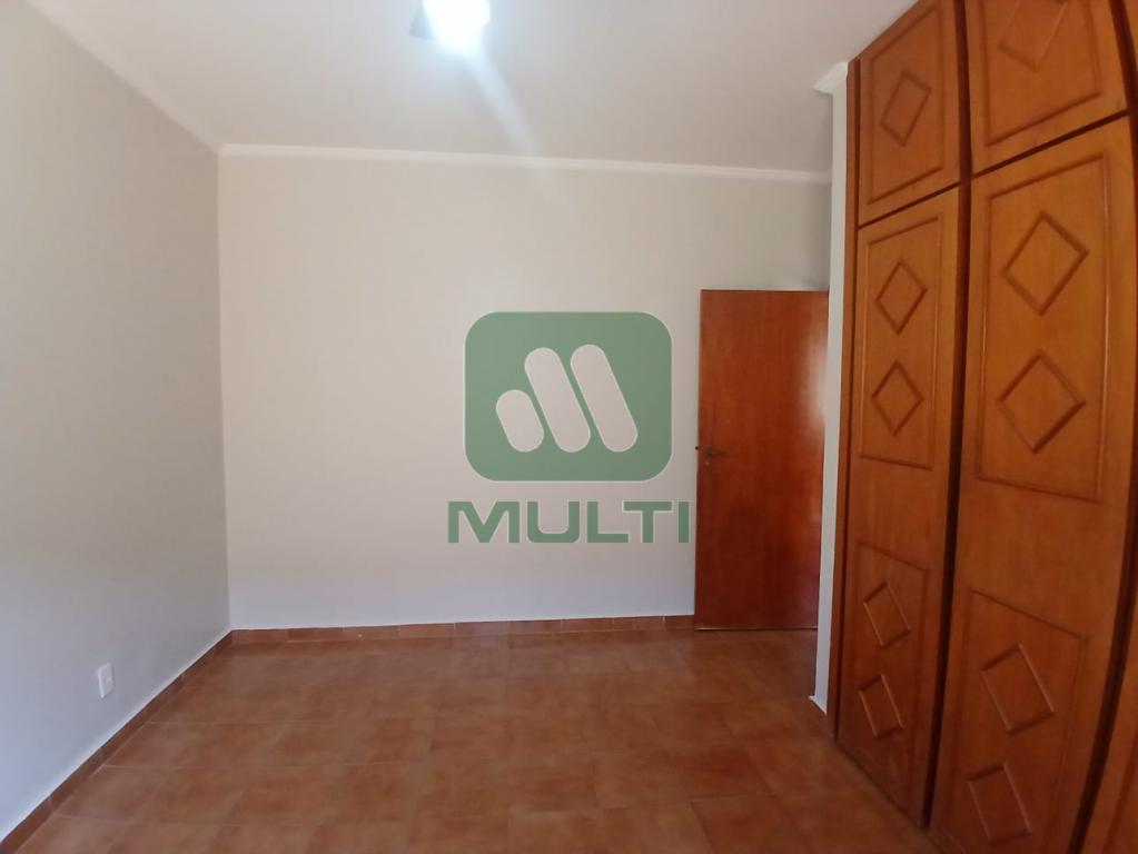 Casa à venda com 4 quartos, 219m² - Foto 20