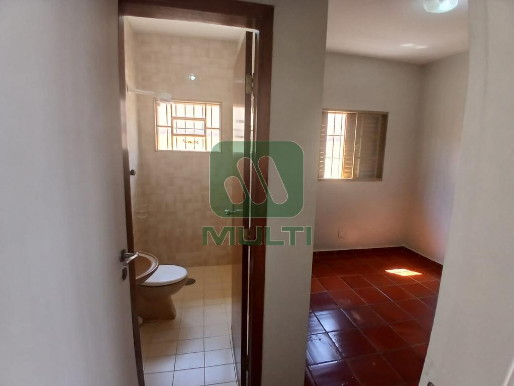 Casa à venda com 4 quartos, 219m² - Foto 34