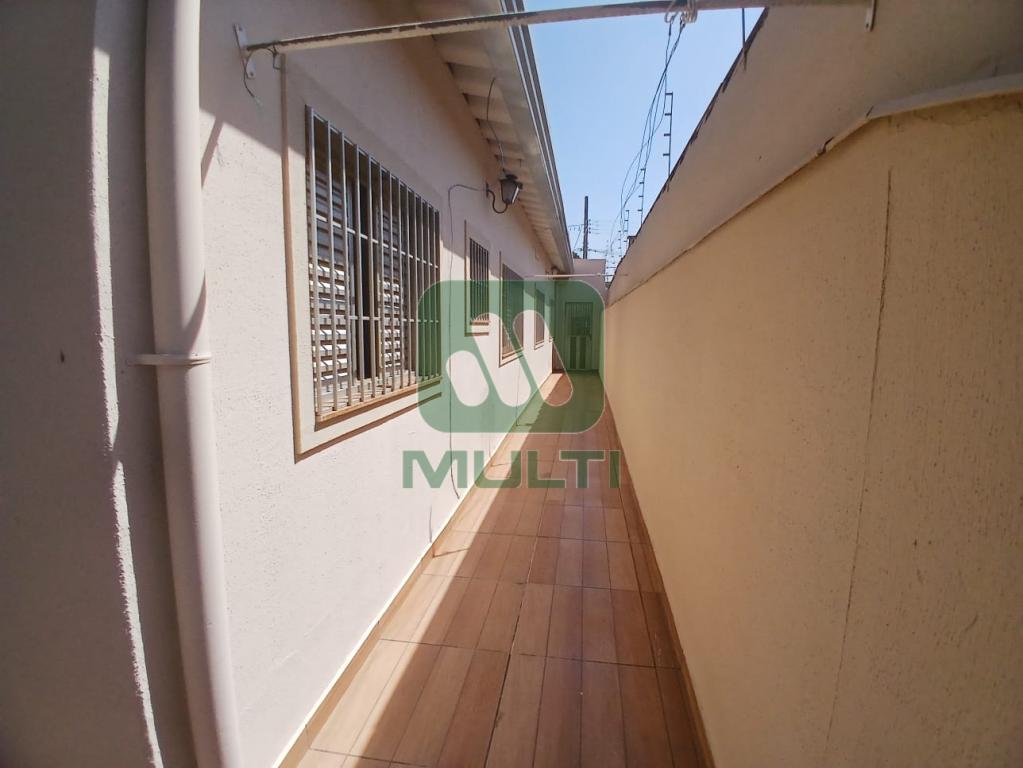 Casa à venda com 4 quartos, 219m² - Foto 39