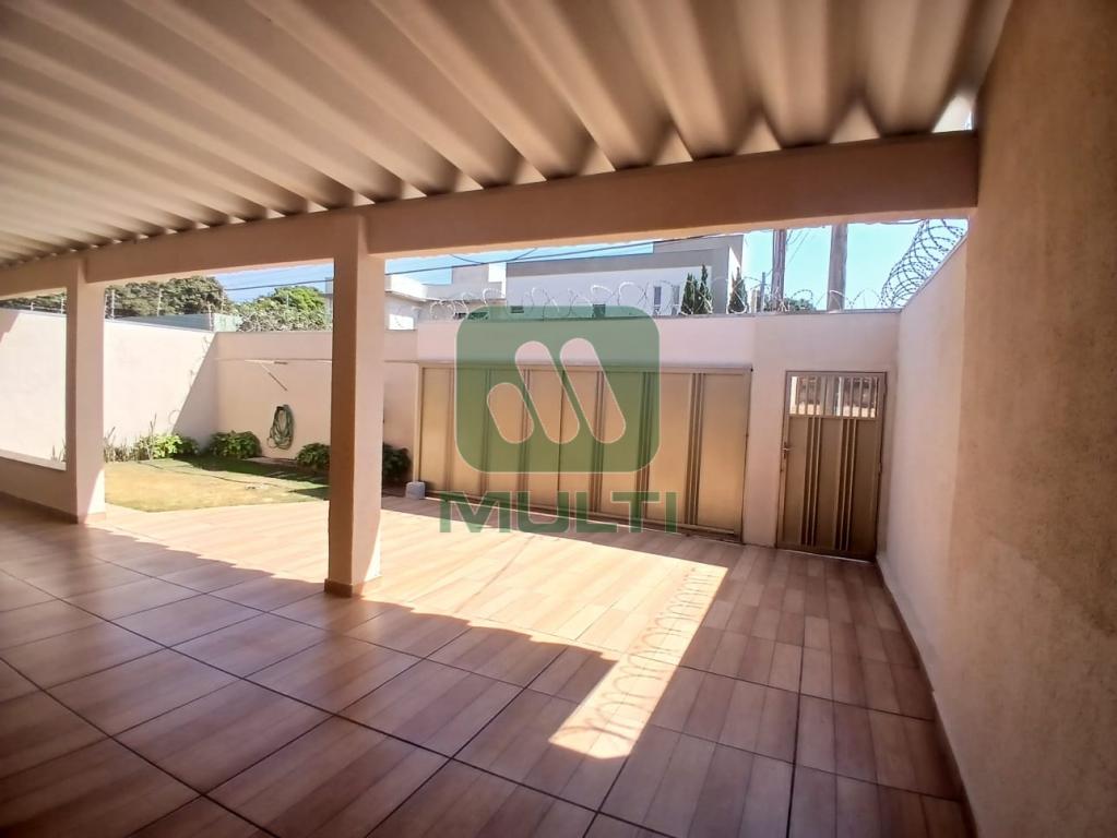 Casa à venda com 4 quartos, 219m² - Foto 43