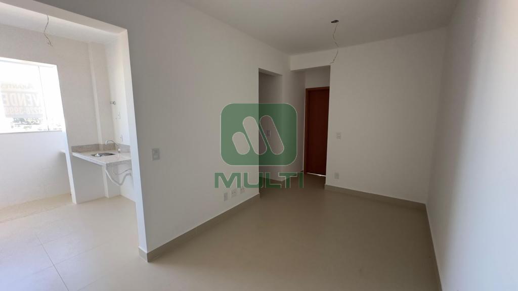 Apartamento à venda com 2 quartos, 48m² - Foto 1