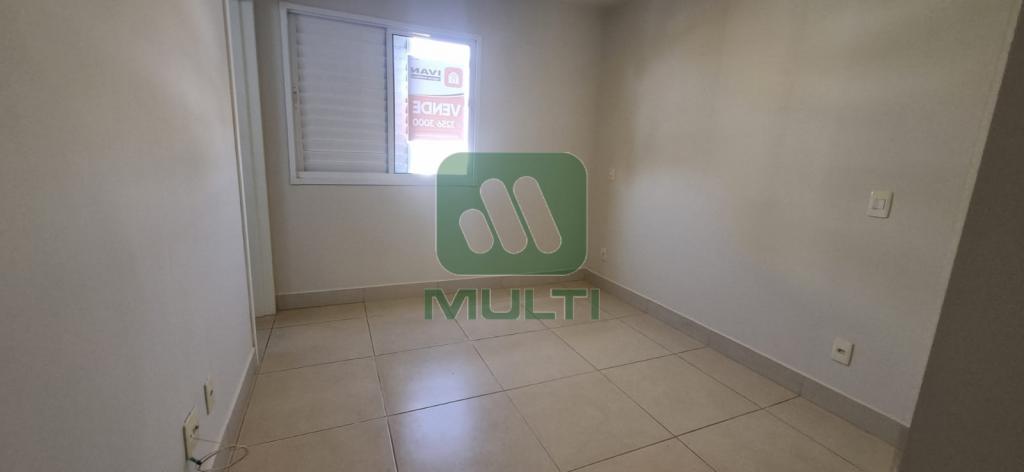 Apartamento à venda com 2 quartos, 71m² - Foto 9