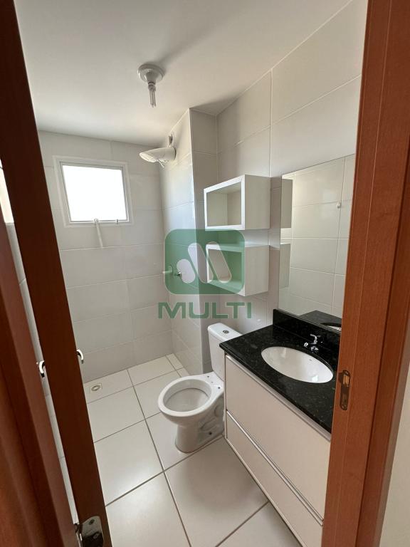 Apartamento à venda com 2 quartos, 68m² - Foto 7