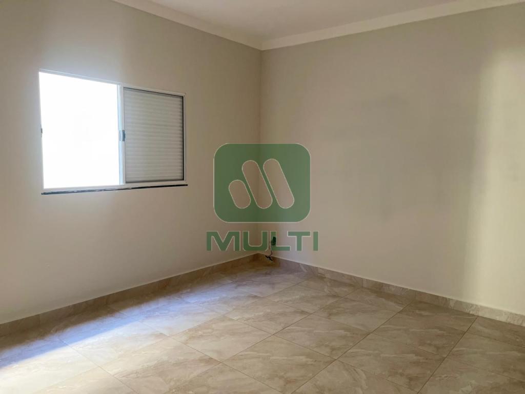 Casa à venda com 3 quartos, 170m² - Foto 8