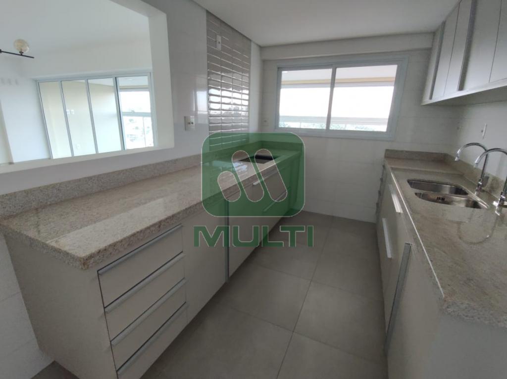 Apartamento à venda com 3 quartos, 166m² - Foto 7