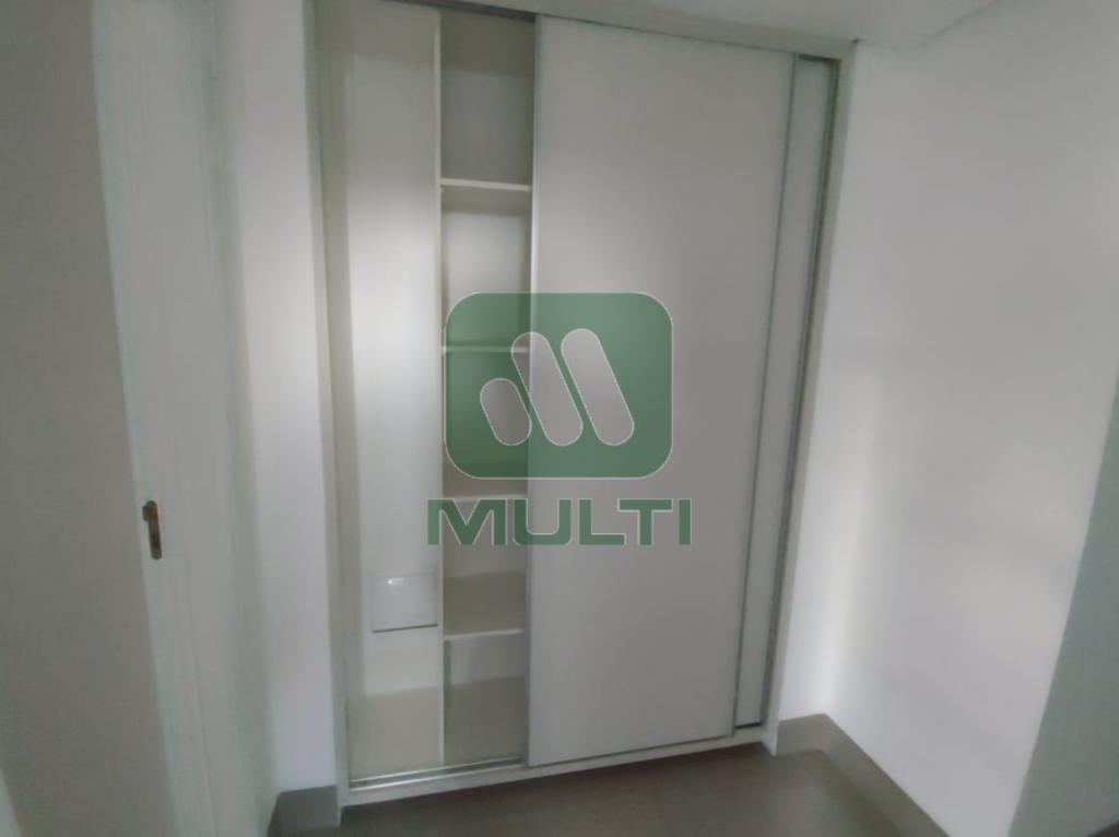 Apartamento à venda com 3 quartos, 166m² - Foto 13