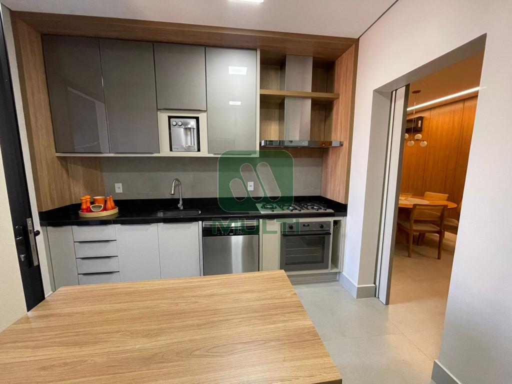 Apartamento à venda com 3 quartos, 116m² - Foto 6