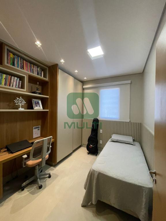 Apartamento à venda com 3 quartos, 116m² - Foto 18