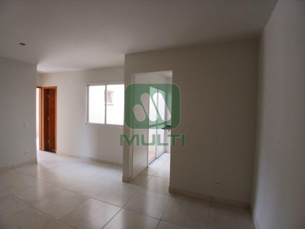 Apartamento à venda com 2 quartos, 53m² - Foto 1