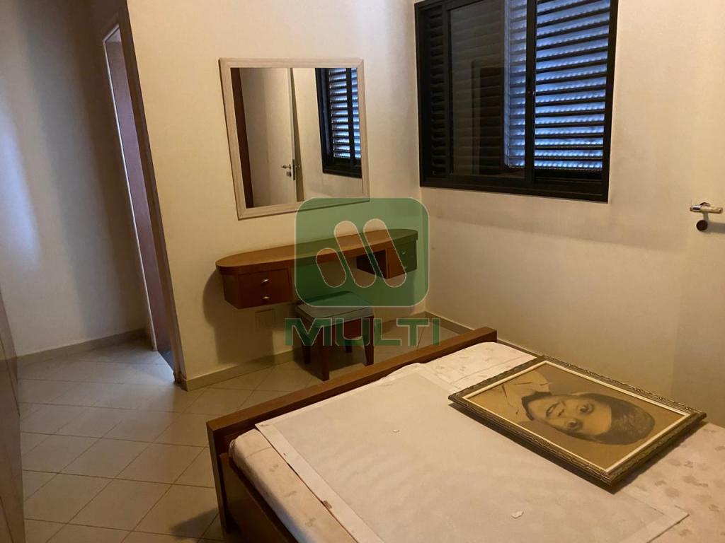 Apartamento à venda com 3 quartos, 111m² - Foto 10