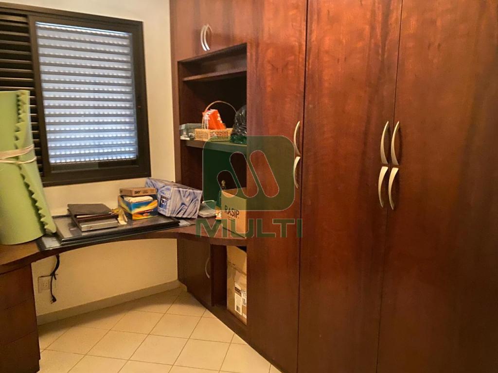 Apartamento à venda com 3 quartos, 111m² - Foto 14