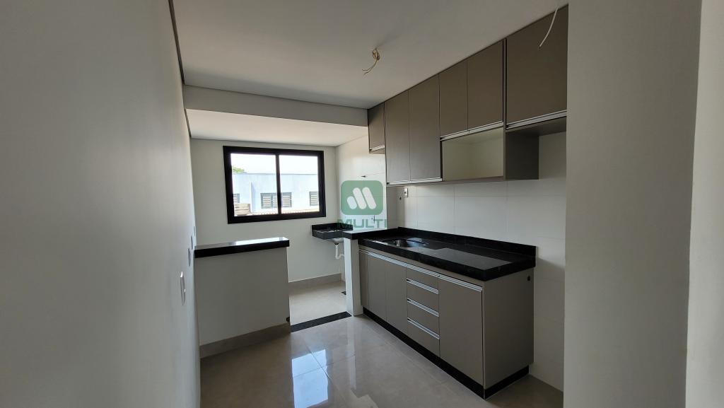 Apartamento à venda com 3 quartos, 83m² - Foto 4