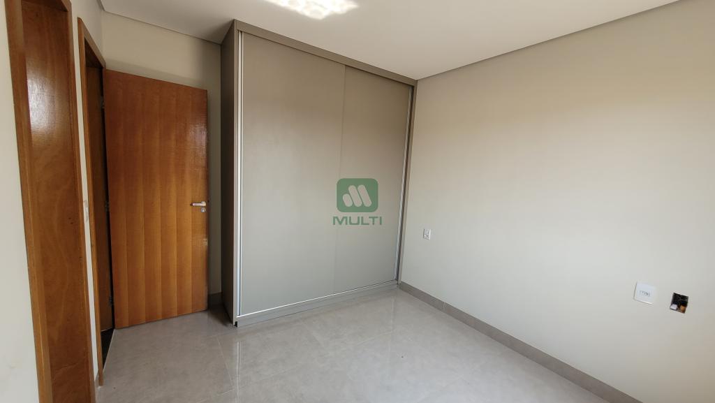 Apartamento à venda com 3 quartos, 83m² - Foto 20