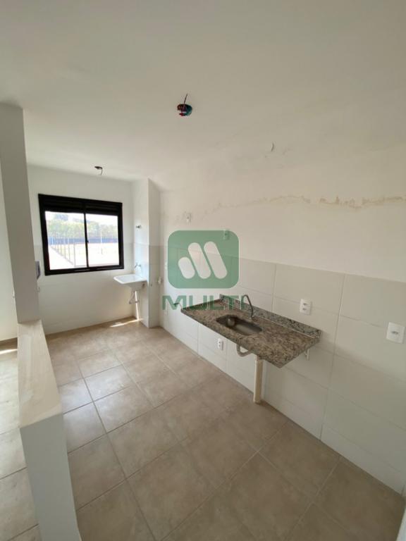 Apartamento à venda com 2 quartos, 48m² - Foto 2