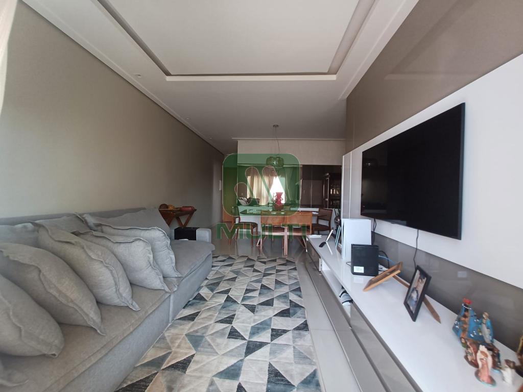 Apartamento à venda com 3 quartos, 85m² - Foto 3