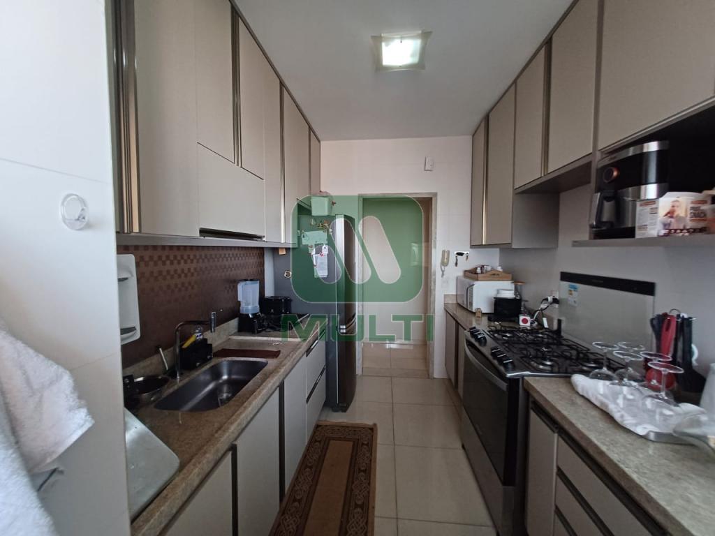 Apartamento à venda com 3 quartos, 85m² - Foto 10