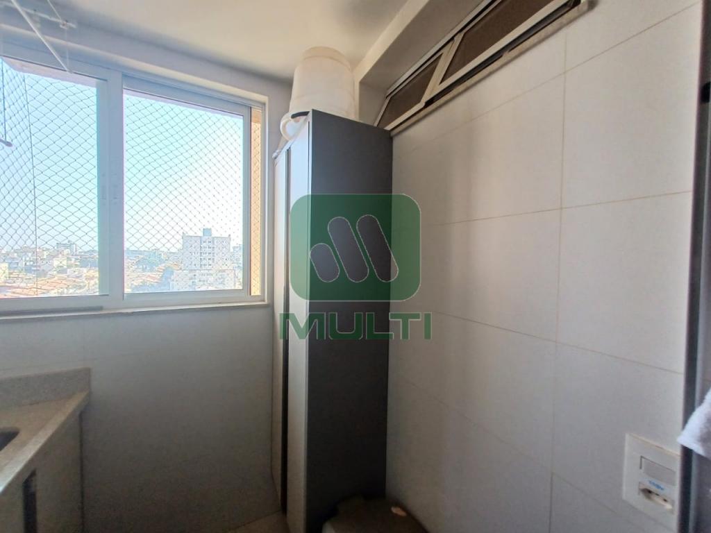 Apartamento à venda com 3 quartos, 85m² - Foto 11