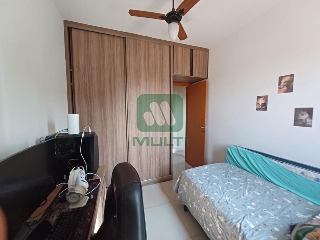 Apartamento à venda com 3 quartos, 85m² - Foto 18