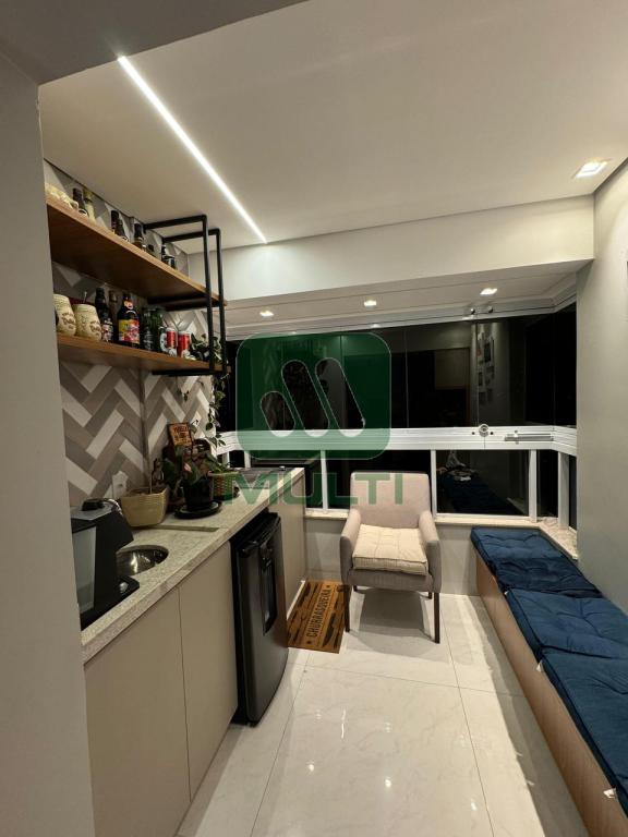 Apartamento à venda com 2 quartos, 63m² - Foto 6