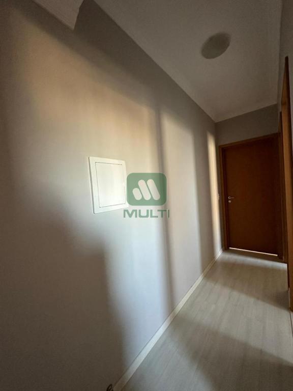 Apartamento à venda com 3 quartos, 80m² - Foto 9