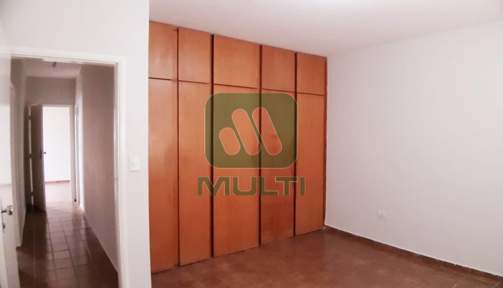 Casa à venda com 4 quartos, 300m² - Foto 8