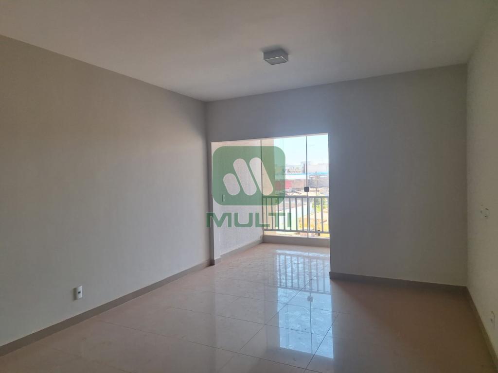 Apartamento à venda com 3 quartos, 112m² - Foto 1