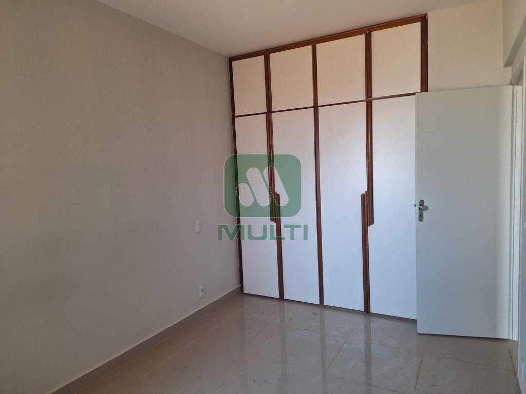 Apartamento à venda com 3 quartos, 112m² - Foto 8