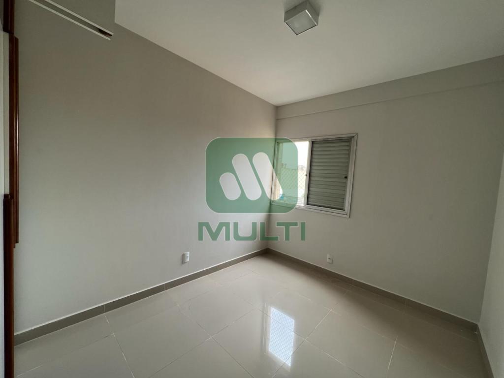 Apartamento à venda com 3 quartos, 112m² - Foto 9