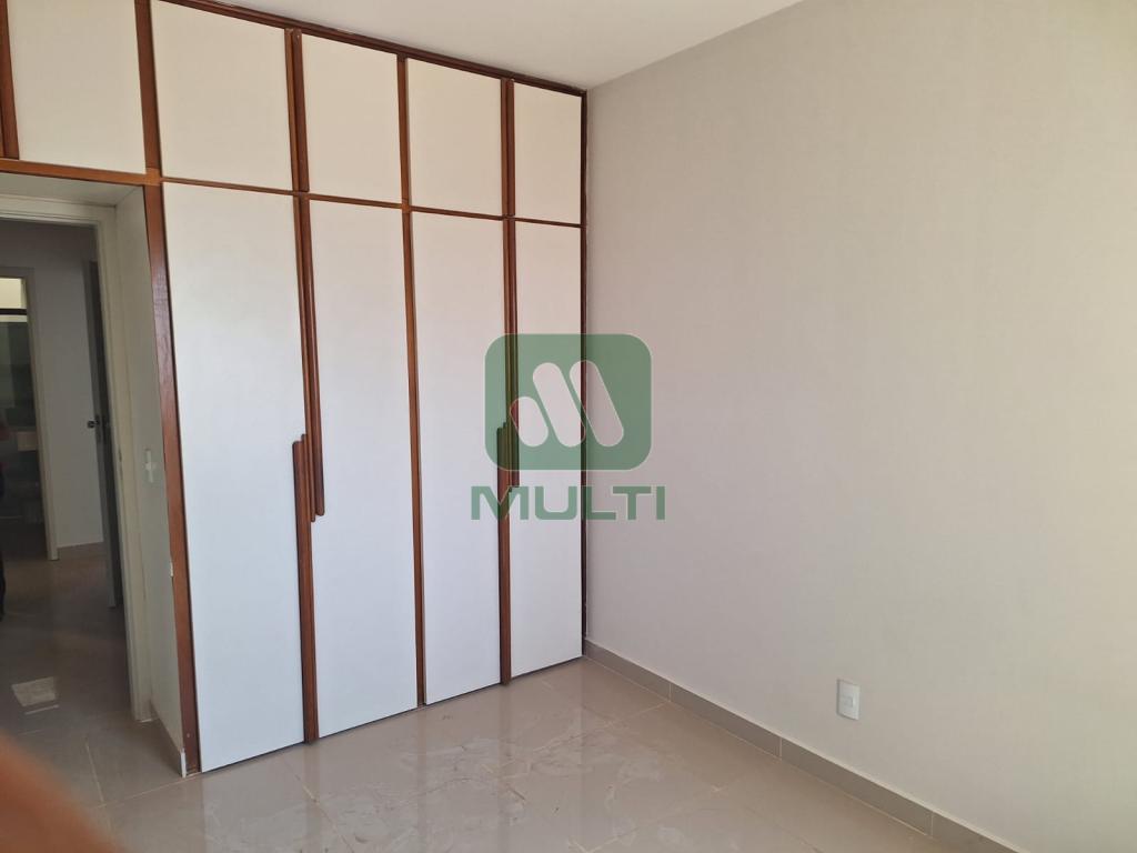 Apartamento à venda com 3 quartos, 112m² - Foto 11