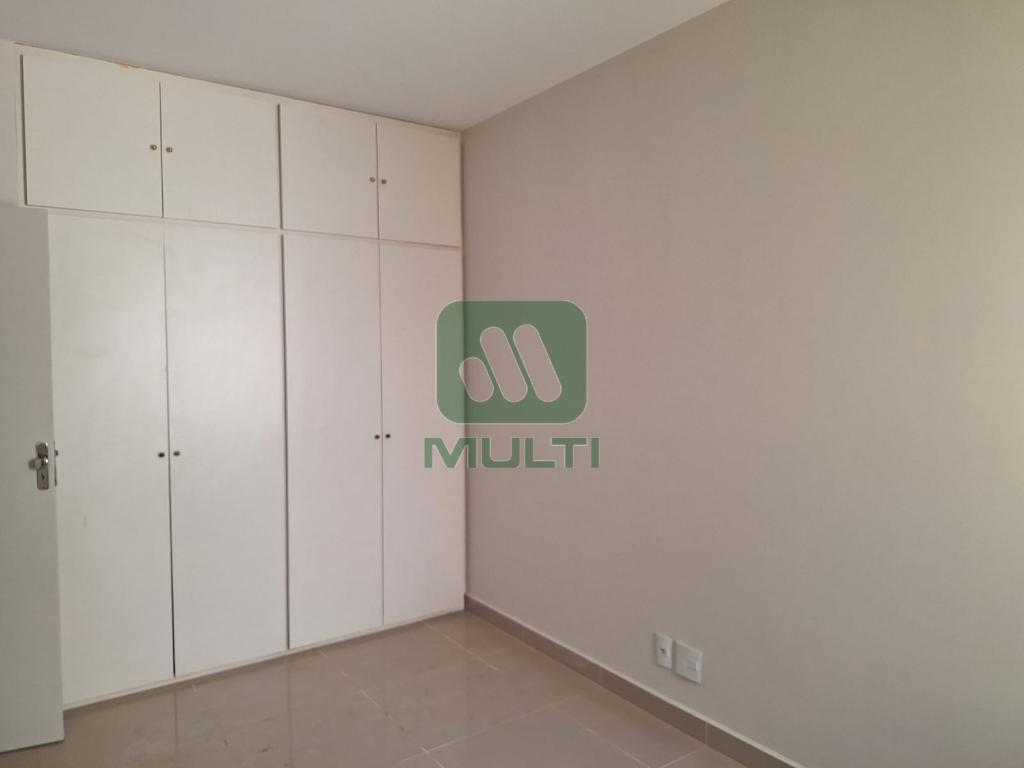 Apartamento à venda com 3 quartos, 112m² - Foto 13