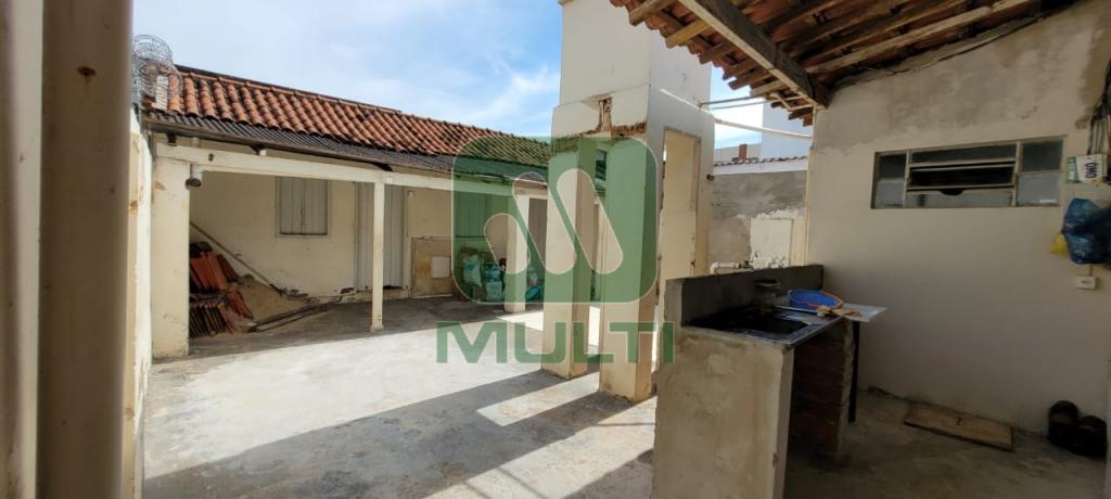 Casa à venda com 3 quartos, 91m² - Foto 6