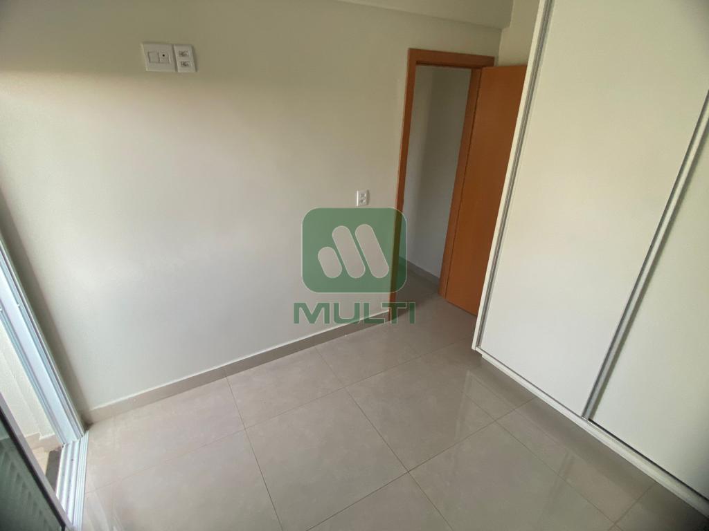 Apartamento à venda com 2 quartos, 62m² - Foto 8