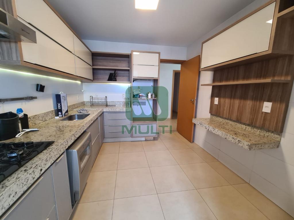 Apartamento à venda com 3 quartos, 105m² - Foto 6