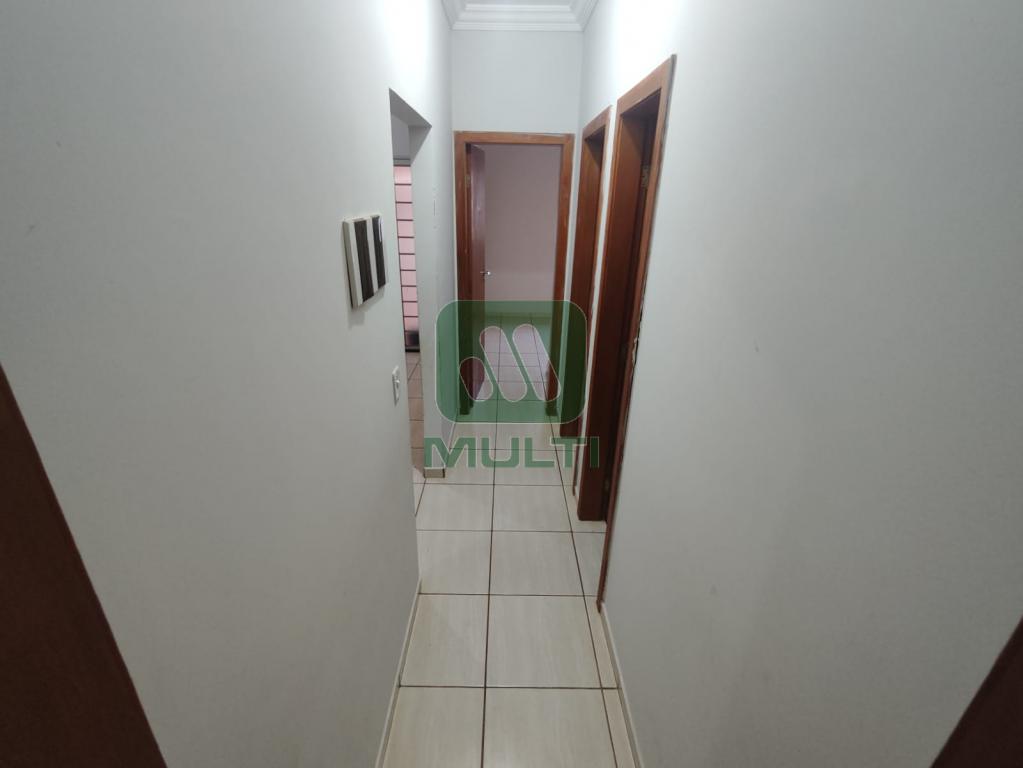 Casa à venda com 3 quartos, 70m² - Foto 6