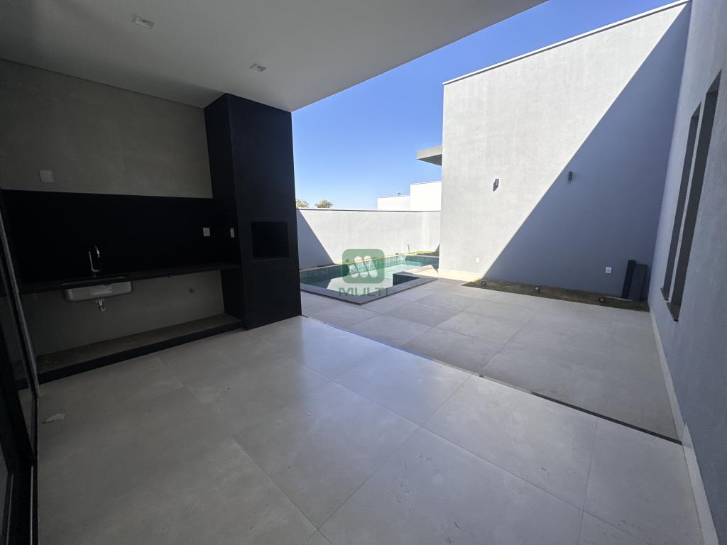 Casa de Condomínio à venda com 4 quartos, 228m² - Foto 14