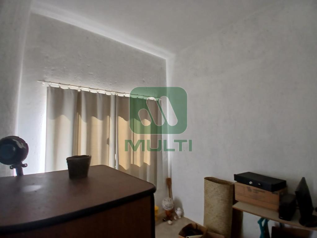 Casa à venda com 5 quartos, 180m² - Foto 12