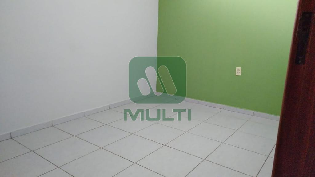 Apartamento à venda com 2 quartos, 68m² - Foto 7