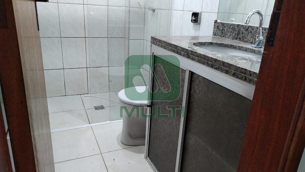 Apartamento à venda com 2 quartos, 68m² - Foto 13