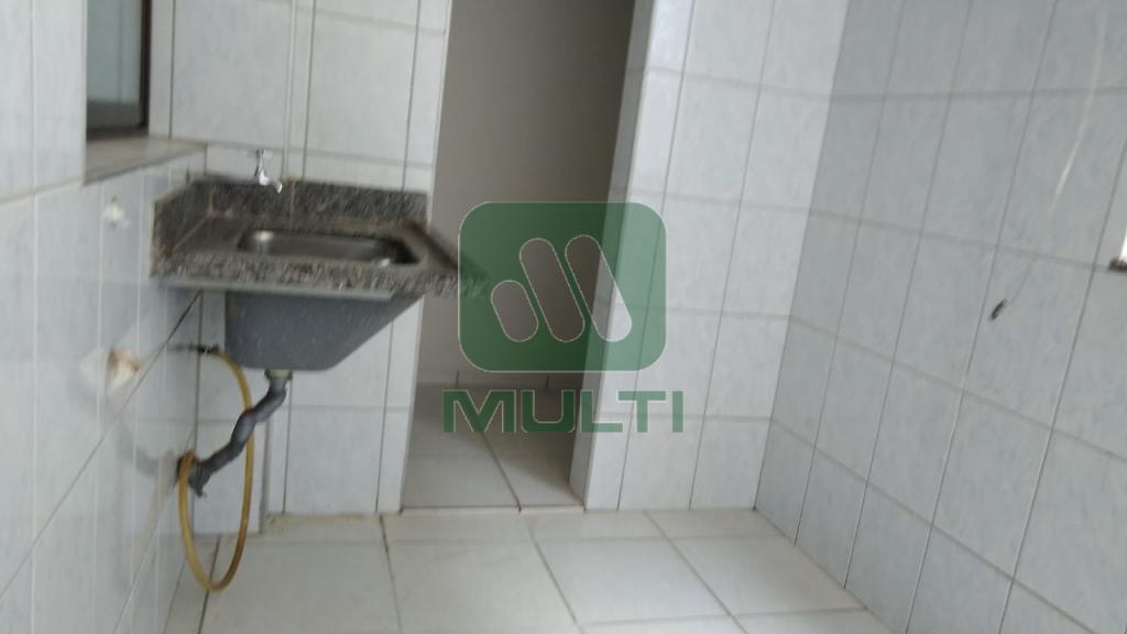 Apartamento à venda com 2 quartos, 68m² - Foto 16