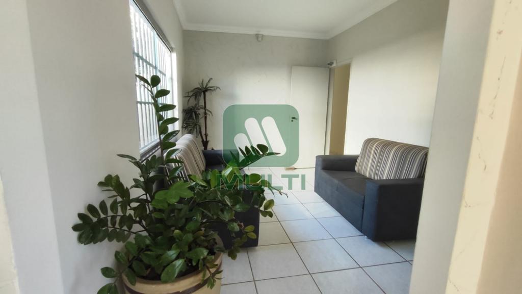 Prédio Inteiro à venda com 1 quarto, 280m² - Foto 2