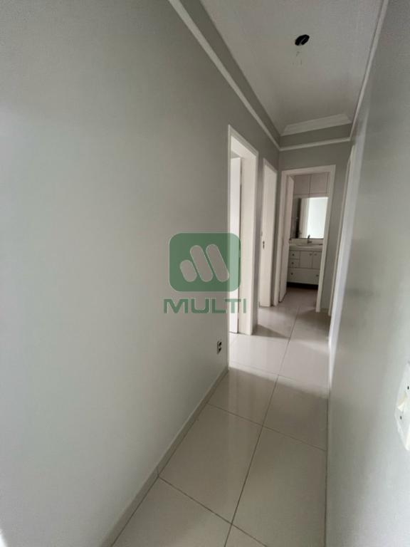 Apartamento à venda com 3 quartos, 84m² - Foto 11