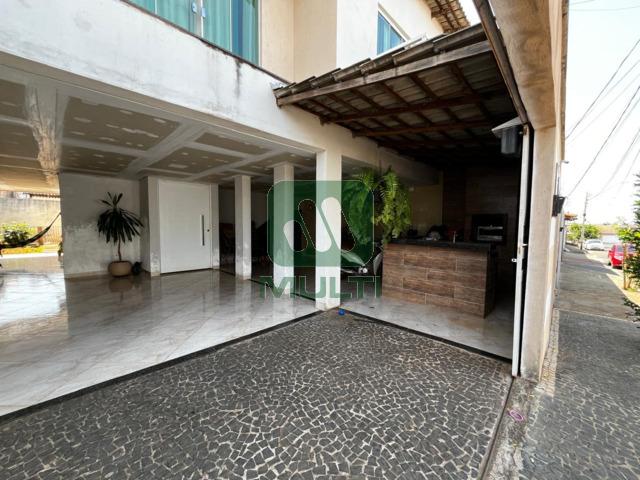 Casa à venda com 4 quartos, 246m² - Foto 21