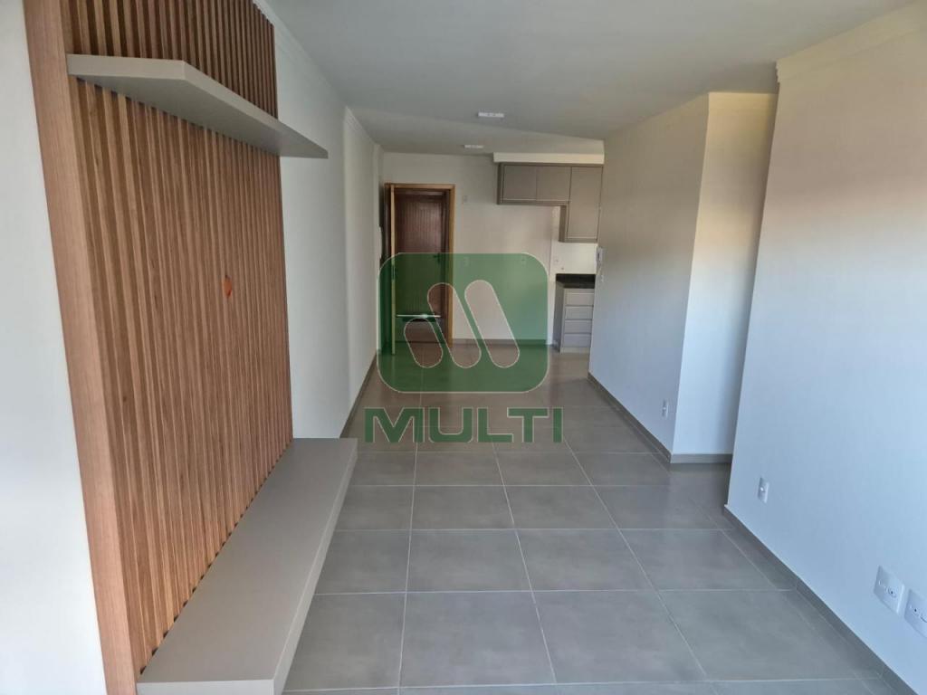 Apartamento à venda com 3 quartos, 68m² - Foto 1