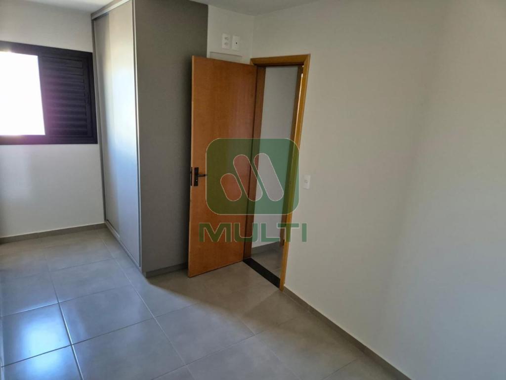 Apartamento à venda com 3 quartos, 68m² - Foto 8