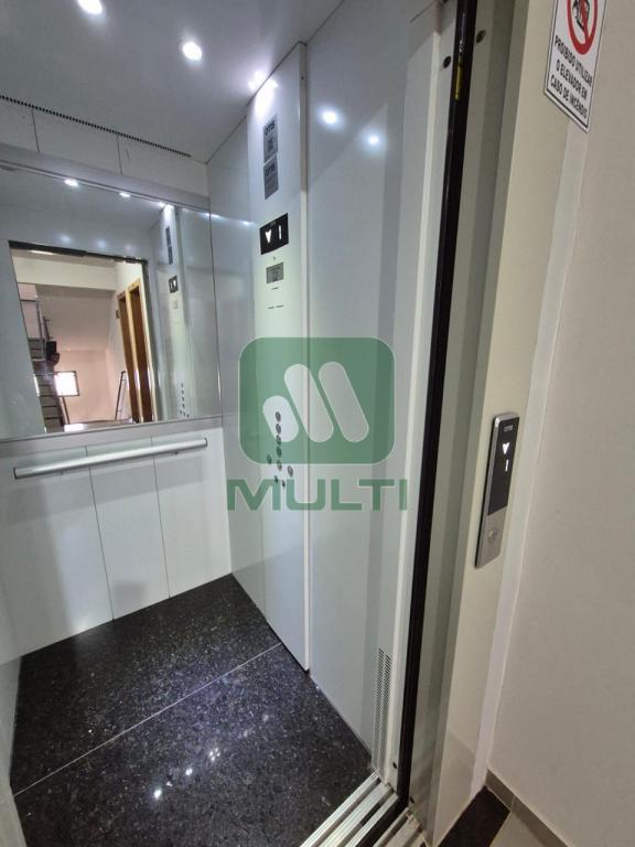 Apartamento à venda com 3 quartos, 68m² - Foto 11