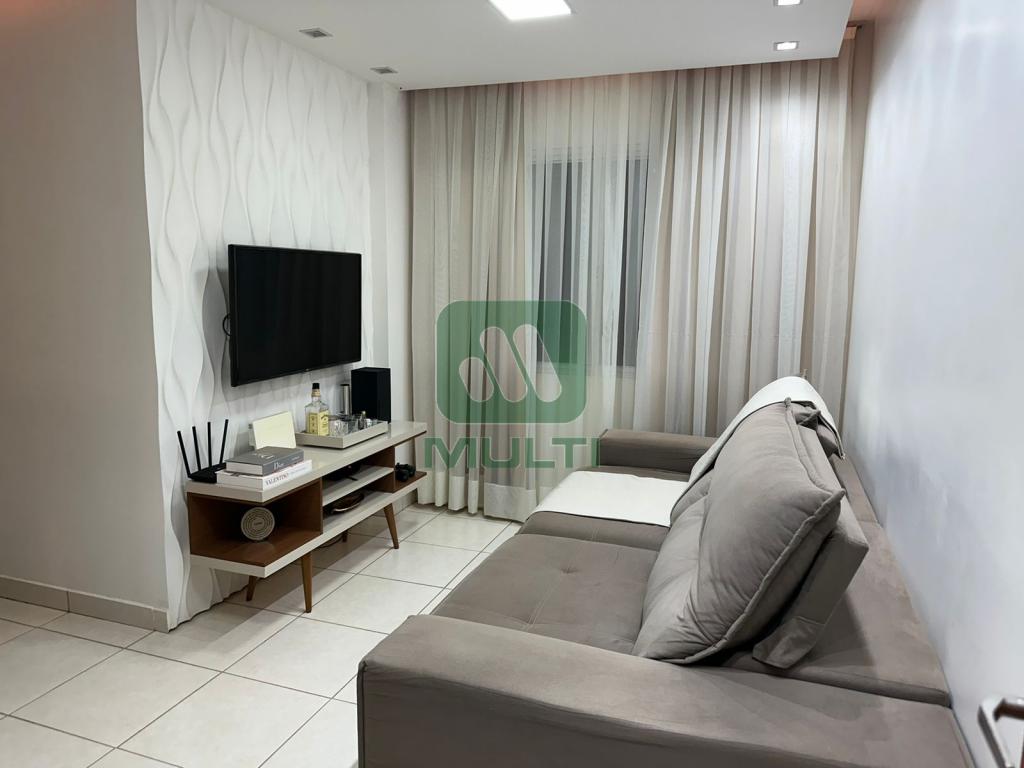 Apartamento à venda com 2 quartos, 47m² - Foto 3