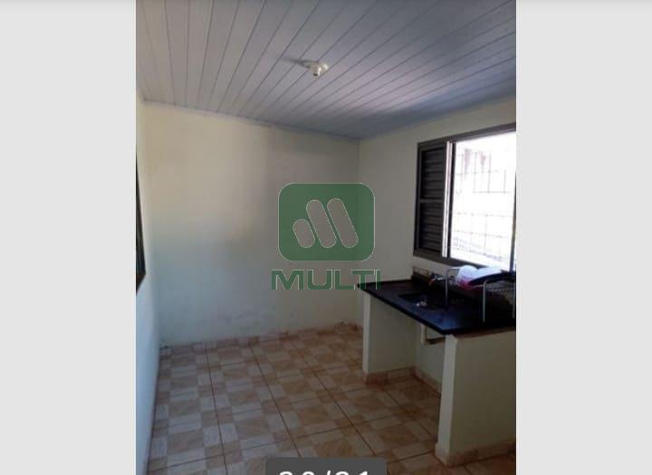 Casa à venda com 3 quartos, 190m² - Foto 8